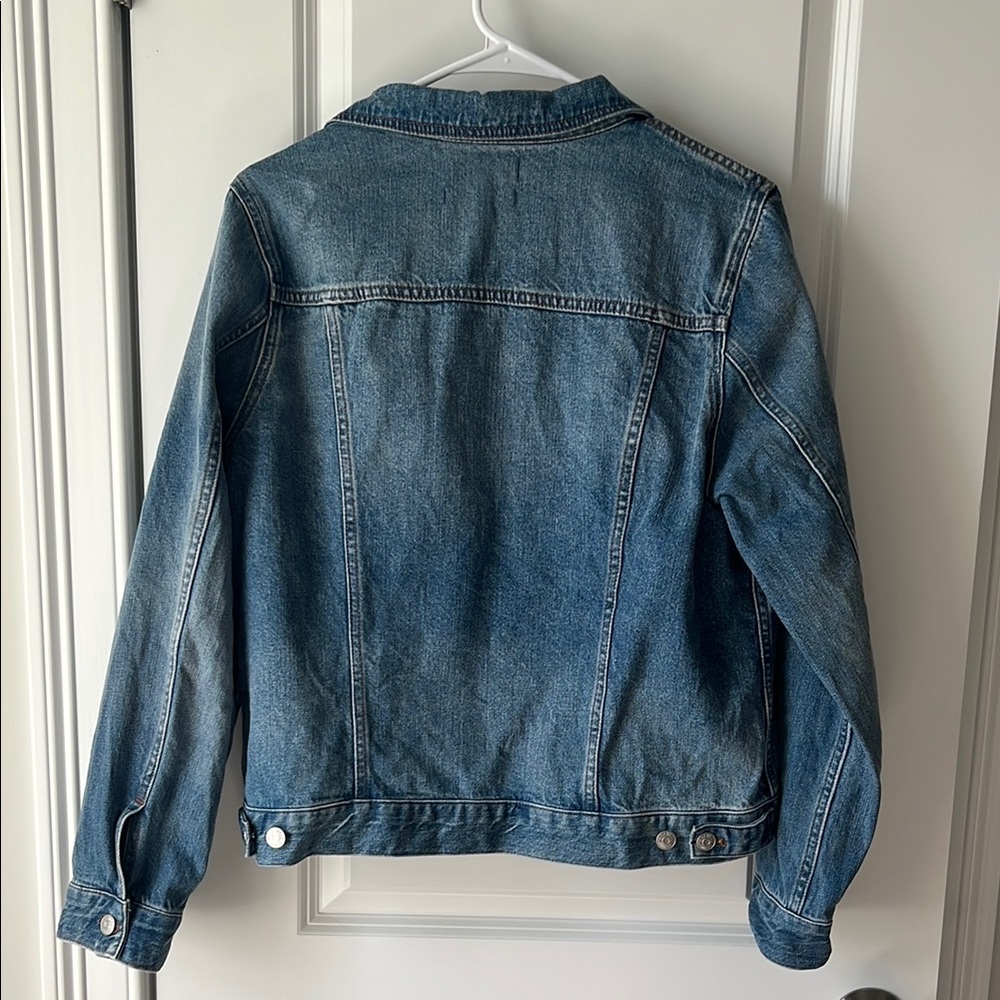 Madewell Classic Jean Jacket - Picture 4 of 10